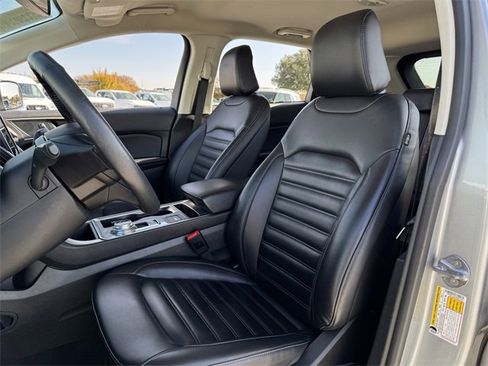 Certified 2024 Ford Edge SEL image 24