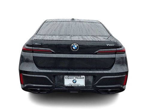 Certified 2024 BMW 760i xDrive w/ Executive Package AWD/4WD image 5