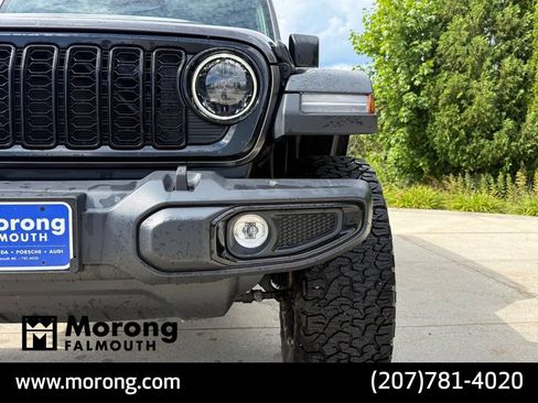 Used 2025 Jeep Wrangler Unlimited Sport AWD/4WD image 4