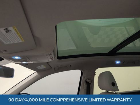 Used 2020 Volkswagen Tiguan SE w/ Panoramic Sunroof Package image 10