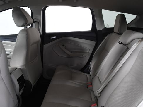 Used 2017 Ford Escape SE image 22