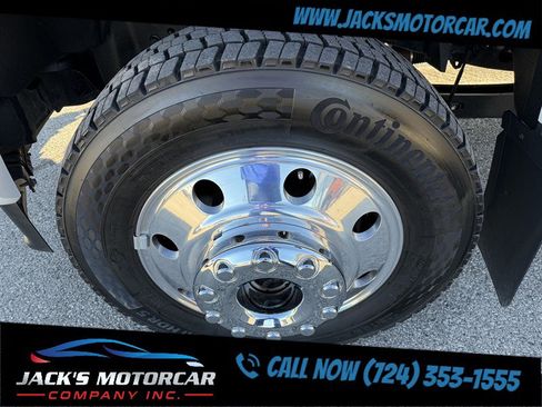 Used 2025 Ford F450 Platinum w/ FX4 Off-Road Package image 27