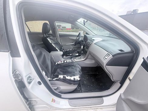 Used 2011 Toyota Corolla LE image 11