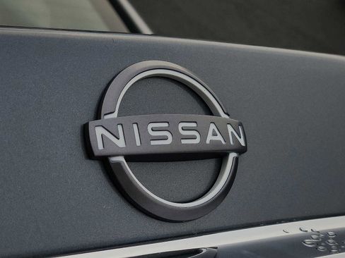 Used 2023 Nissan Maxima SV w/ Floor Mat Group image 28