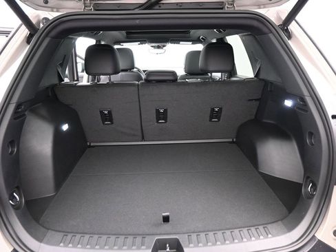 New 2026 GMC Terrain Elevation w/ Elevation Premium Package image 23