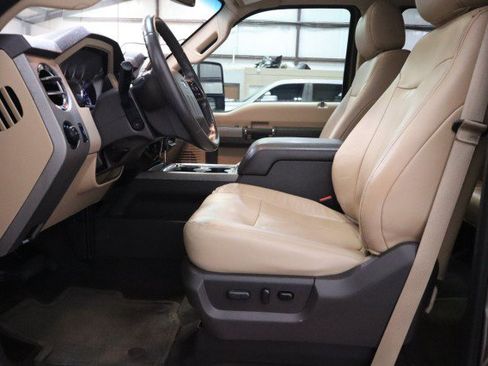 Used 2015 Ford F350 Lariat w/ Lariat Ultimate Package AWD/4WD image 6