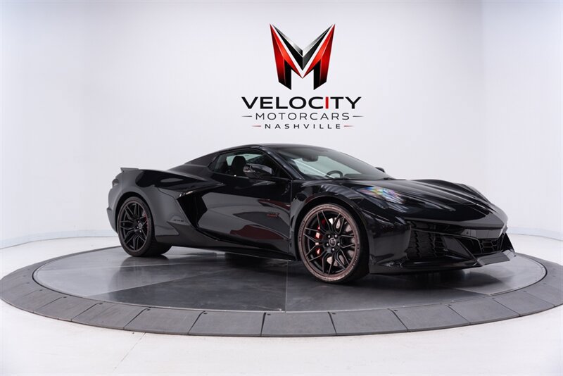 Used 2023 Chevrolet Corvette Z06 RWD image 4