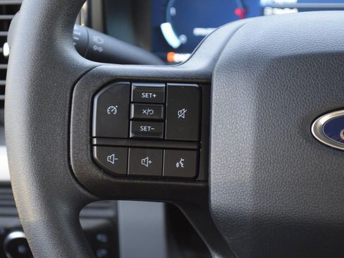 New 2026 Ford F250 XLT w/ XLT Premium Package image 9