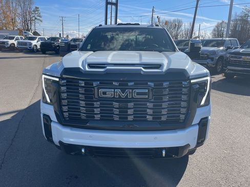 New 2026 GMC Sierra 2500 Denali Ultimate image 9