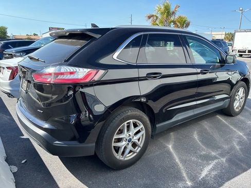 Used 2022 Ford Edge SEL w/ Convenience Package AWD/4WD image 2