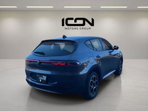 Used 2024 Alfa Romeo Tonale Ti w/ Active Assist Package image 5