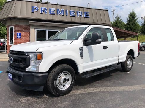 Used 2022 Ford F250 XL w/ Power Equipment Group RWD image 10