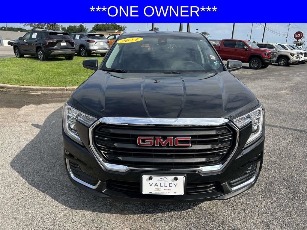 Used 2024 GMC Terrain SLE AWD/4WD image 9