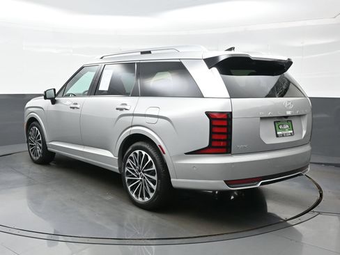 Used 2026 Hyundai Palisade Calligraphy AWD/4WD image 5