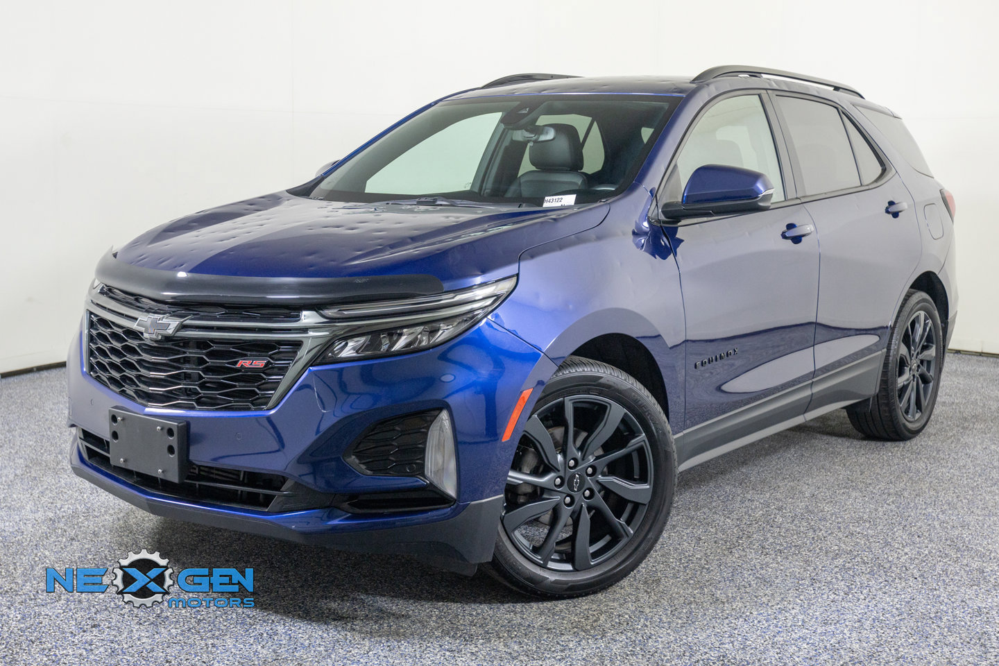 Used 2022 Chevrolet Equinox RS w/ LPO, Floor Liner Package FWD image 4