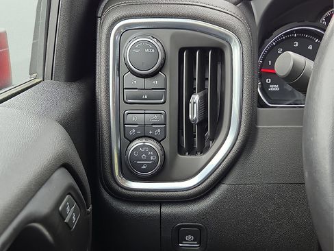 Used 2022 Chevrolet Silverado 2500 LT w/ Z71 Sport Edition AWD/4WD image 18