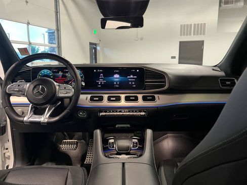 Used 2022 Mercedes-Benz GLS 63 AMG 4MATIC image 31