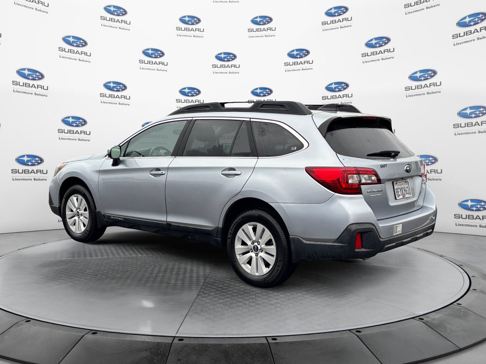 Used 2018 Subaru Outback 2.5i Premium AWD/4WD image 5