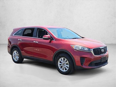 Used 2019 Kia Sorento FWD image 3