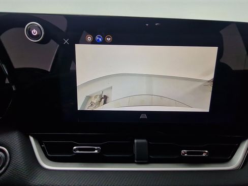 New 2026 Chevrolet Equinox LT w/ Convenience Package II image 21