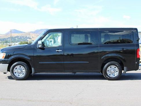 Used 2016 Nissan NV 3500 SL RWD image 3