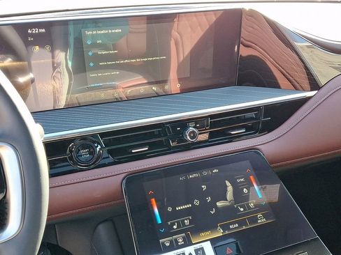 New 2026 INFINITI QX80 Autograph w/ Premium Cargo Package image 13