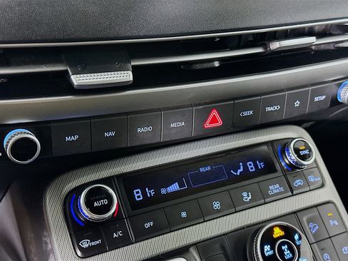 Used 2024 Hyundai Palisade SEL image 23