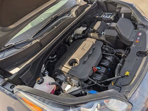 Used 2022 Kia Sportage LX image 29