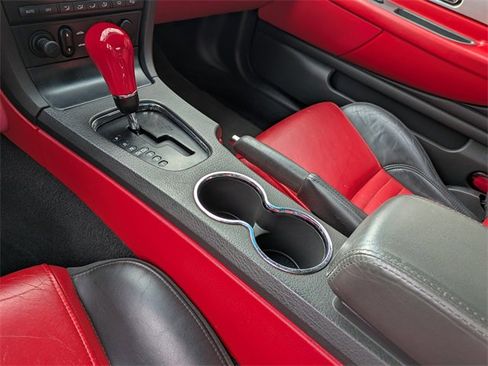 Used 2002 Ford Thunderbird image 17