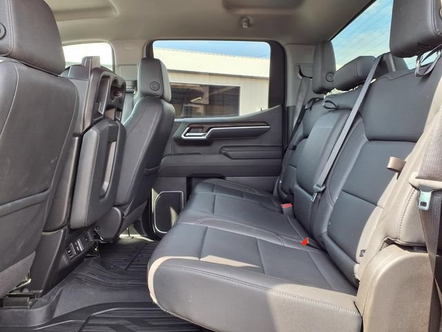 Used 2025 GMC Sierra 1500 SLT AWD/4WD image 14