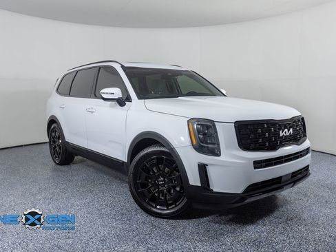 Used 2022 Kia Telluride EX w/ EX Premium Package image 1