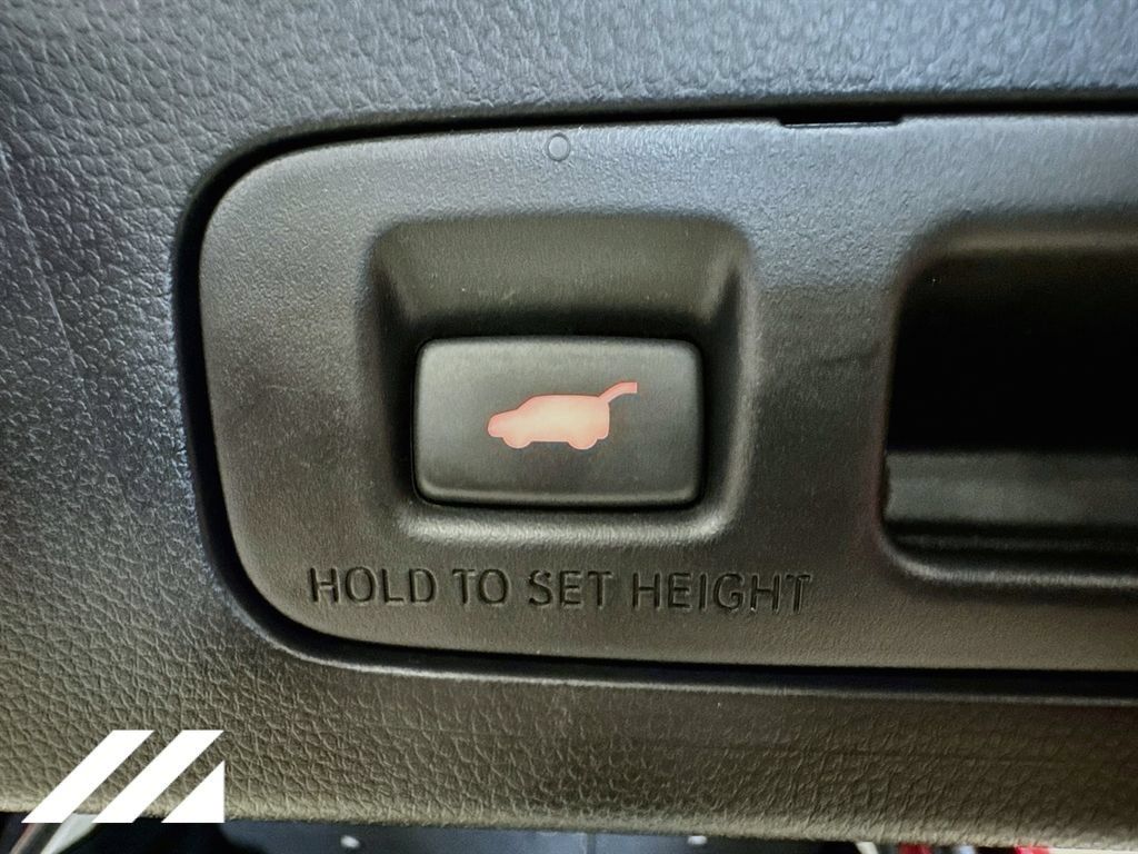 Used 2025 Honda CR-V EX-L image 28