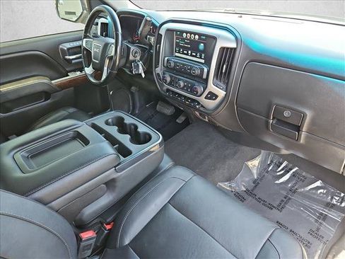Used 2018 GMC Sierra 1500 SLT w/ SLT Preferred Package AWD/4WD image 27