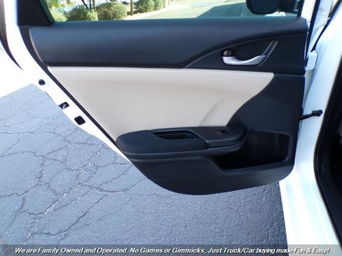 Used 2018 Honda Civic EX-T image 16