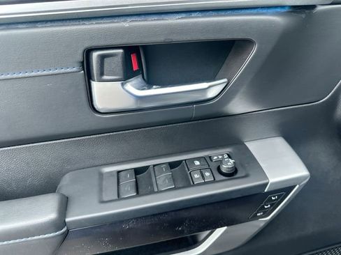 Used 2023 Toyota Tundra Platinum image 15