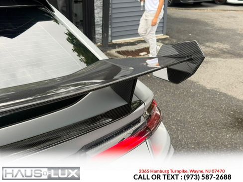 Used 2021 Lamborghini Urus AWD/4WD image 31