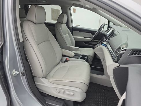 Used 2023 Honda Odyssey Elite image 46
