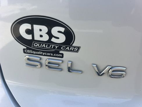 Used 2023 Volkswagen Atlas Cross Sport SEL R-Line AWD/4WD image 18