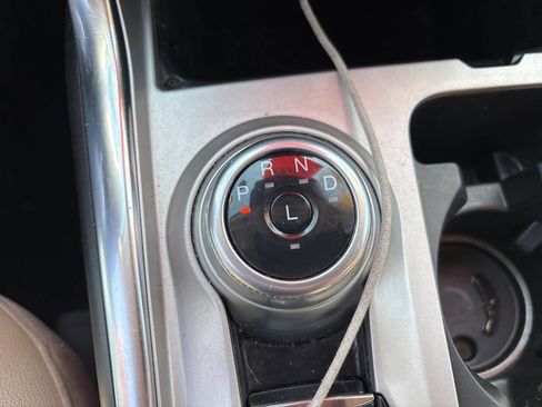 Used 2021 Ford Explorer Limited w/ Equipment Group 301A image 40