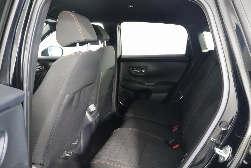 Used 2024 Honda HR-V Sport image 11