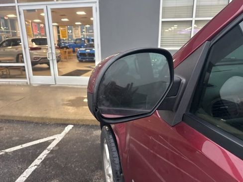 Used 2008 Chevrolet Suburban LT image 22