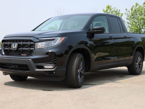 New 2026 Honda Ridgeline Sport image 3