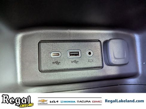 Used 2024 Chevrolet Equinox LS w/ LS Convenience Package image 21