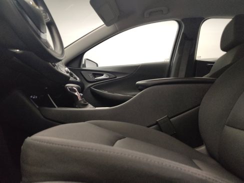 Used 2023 Chevrolet Malibu LT FWD image 17