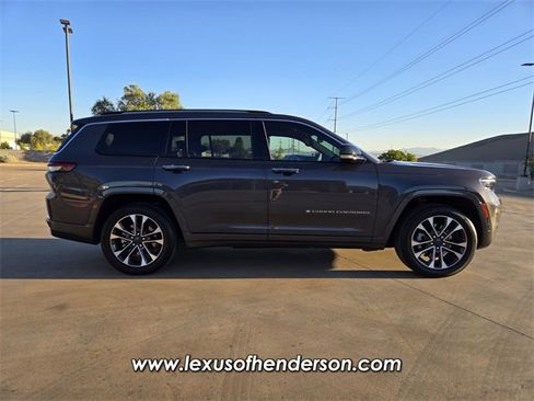 Used 2022 Jeep Grand Cherokee L Overland image 7