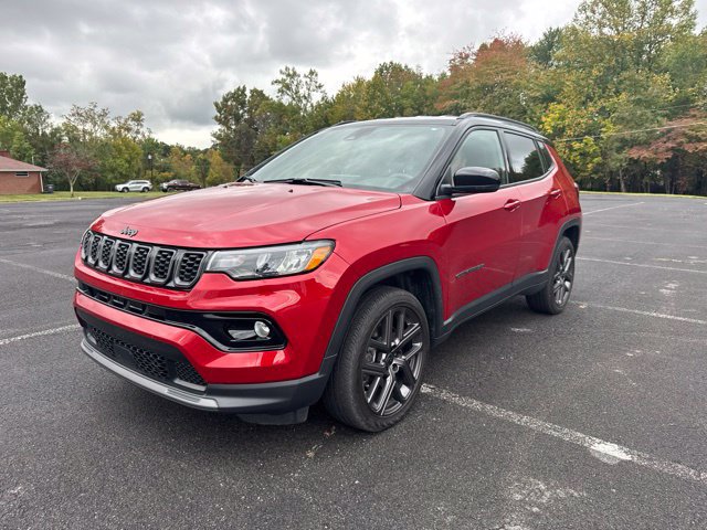Used 2026 Jeep Compass Limited AWD/4WD image 1