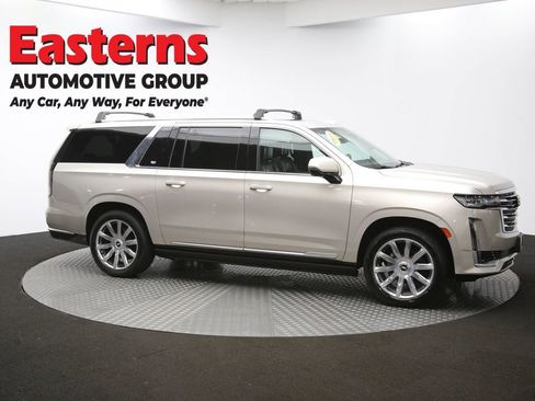 Used 2021 Cadillac Escalade ESV Premium Luxury Platinum image 55
