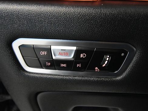 Used 2022 BMW X5 xDrive40i w/ Executive Package image 9