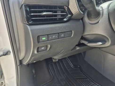 Used 2021 Nissan Sentra SR FWD image 24