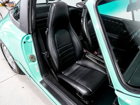Used 1992 Porsche 911 Targa image 28
